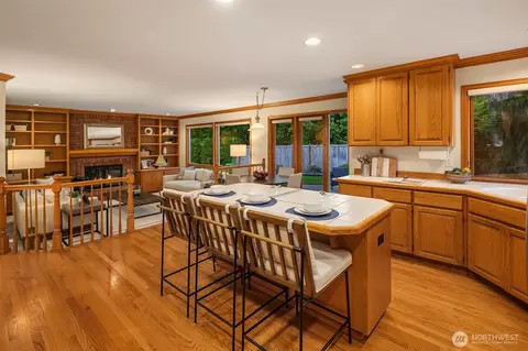 Kitchen - 2809 155th St SE, Mill Creek, WA 98012 photo 4 of 5