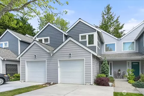 5621 N Grove Dr #4, Mukilteo, WA 98275