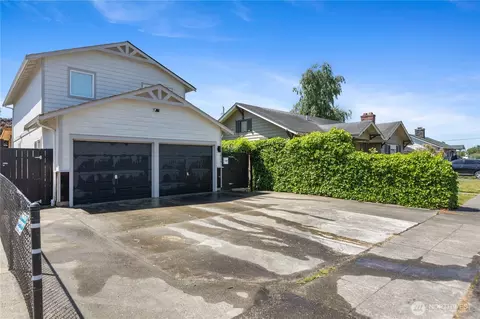 1814 7th St NE, Marysville, WA 98270