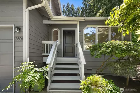 2501 NE 91st St, Seattle, WA 98115