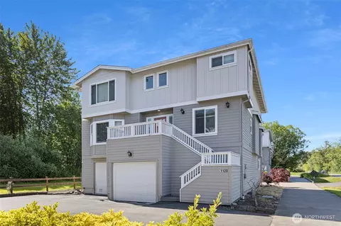 1120 156th Ave SE, Bellevue, WA 98007