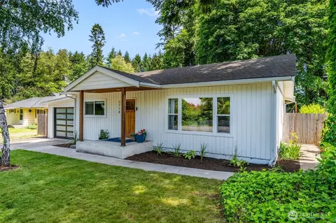 3718 Dyes Inlet Rd NW, Bremerton, WA 98312