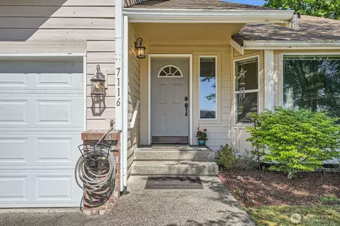 Entry Way - 7116 193rd St E, Spanaway, WA 98387 photo 1 of 2