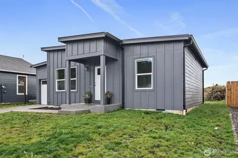 1018 Peach Rd, Winlock, WA 98596 photo 3