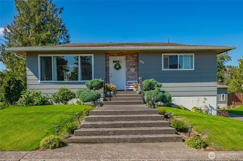 401 British Columbia Ave, Lynden, WA 98264