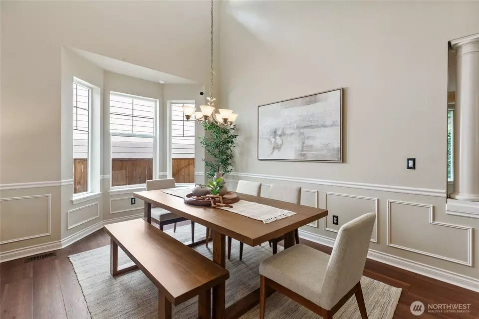 Dining - 111 170th St SE, Bothell, WA 98012 photo 2 of 4