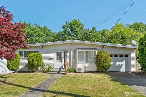 11401 69th Pl S, Seattle, WA 98178