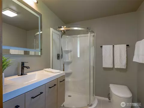Bath - 52 W Pheasant Ln, Sequim, WA 98382 photo 1 of 2