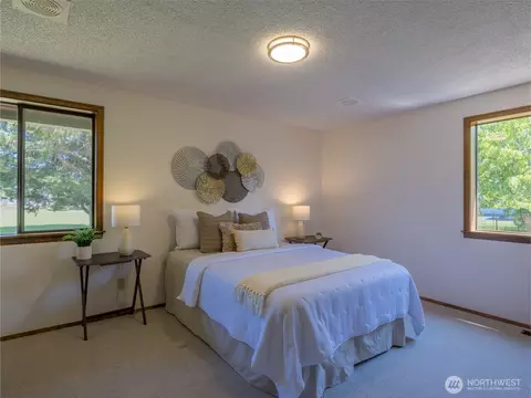 Bedroom - 52 W Pheasant Ln, Sequim, WA 98382 photo 1 of 4