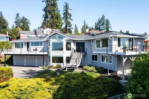 710 9th Ave S, Edmonds, WA 98020
