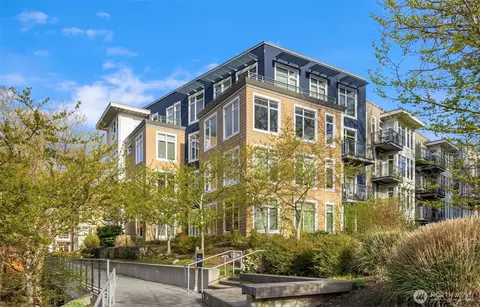 190 Harbor Square Loop #C325, Bainbridge Island, WA 98110