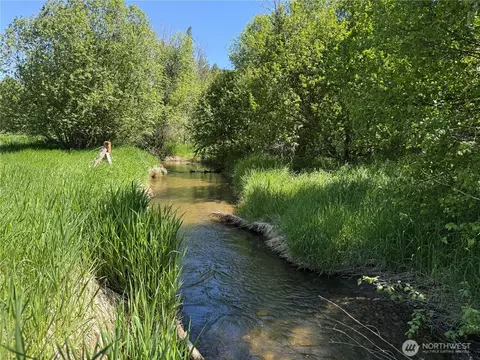 333 Toroda Creek Rd, Curlew, WA 99118
