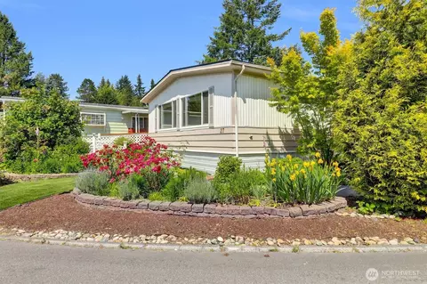 2200 196th St SE #27, Bothell, WA 98012
