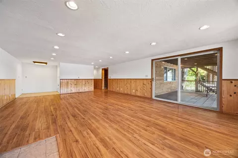 Living - 1236 E Island View Rd, Grapeview, WA 98546 photo 5 of 5