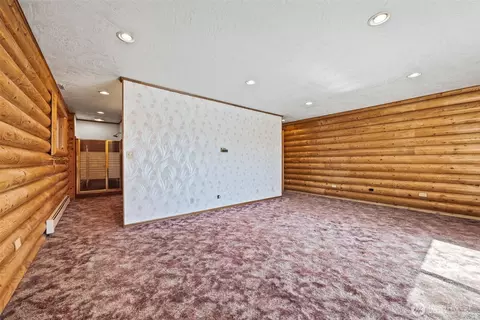 Living - 1236 E Island View Rd, Grapeview, WA 98546 photo 3 of 5