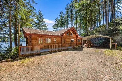 Exterior - 1236 E Island View Rd, Grapeview, WA 98546 photo 2 of 6
