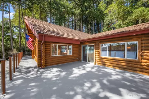 Exterior - 1236 E Island View Rd, Grapeview, WA 98546 photo 3 of 6