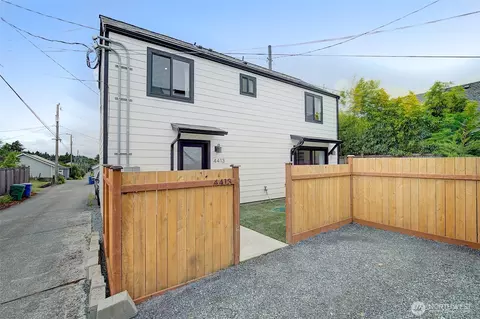 4413 SW Juneau St, Seattle, WA 98136
