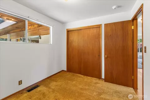 Bedroom - 1420 Olympic Ave, Edmonds, WA 98020 photo 7 of 9