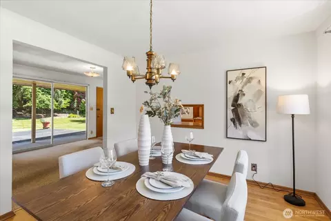 Dining - 1420 Olympic Ave, Edmonds, WA 98020 photo 3 of 3