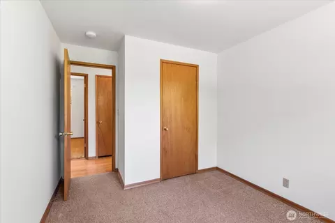 Bedroom - 1420 Olympic Ave, Edmonds, WA 98020 photo 9 of 9