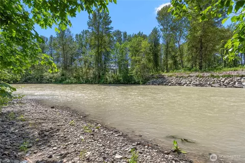 View/Area - 16303 93rd St E, Sumner, WA 98390 photo 1 of 2