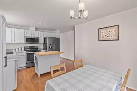 Kitchen - 16303 93rd St E, Sumner, WA 98390 photo 4 of 4