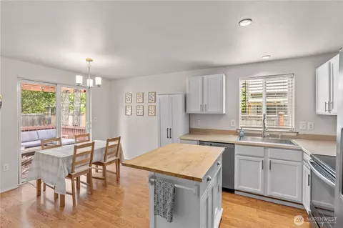 Kitchen - 16303 93rd St E, Sumner, WA 98390 photo 1 of 4