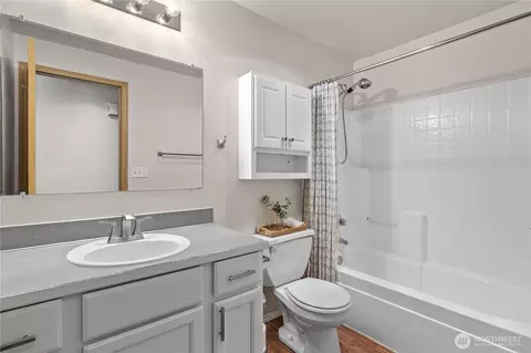 Bath - 16303 93rd St E, Sumner, WA 98390 photo 2 of 2