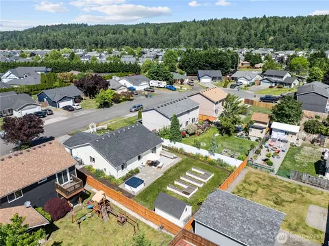 View/Area - 206 Whitley St NW, Orting, WA 98360 photo 5 of 7