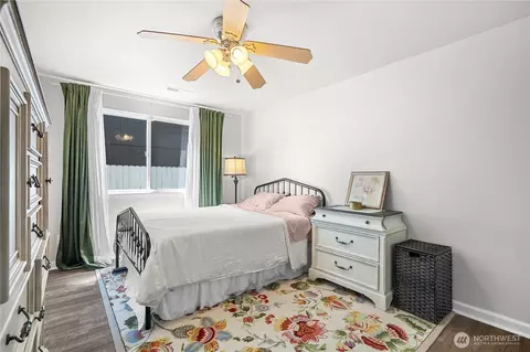 Bedroom - 206 Whitley St NW, Orting, WA 98360 photo 3 of 4