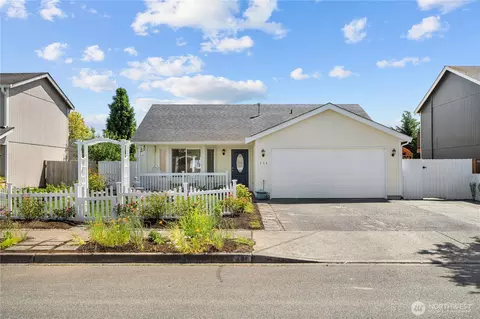 206 Whitley St NW, Orting, WA 98360