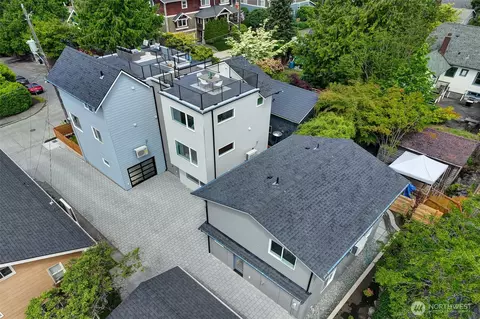 5220 1st Ave NW #B, Seattle, WA 98107