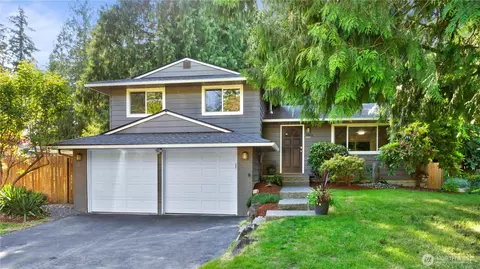 Exterior - 19802 33rd Dr SE, Bothell, WA 98012 photo 2 of 9