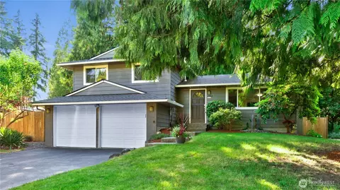 Exterior - 19802 33rd Dr SE, Bothell, WA 98012 photo 3 of 9