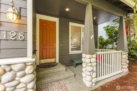 Exterior - 128 202nd St SE, Bothell, WA 98012 photo 2 of 9