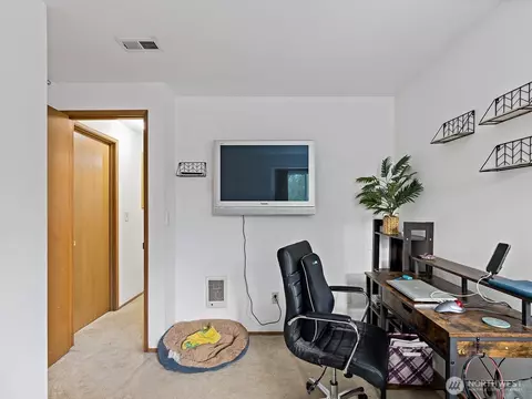 18714 NE 103rd Ave, Bothell, WA 98011 photo 16
