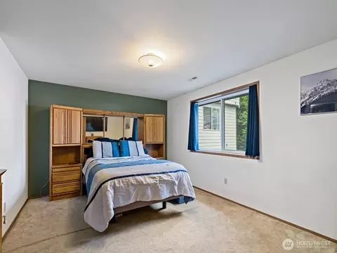 18714 NE 103rd Ave, Bothell, WA 98011 photo 12