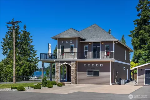 20202 71st St E, Bonney Lake, WA 98391