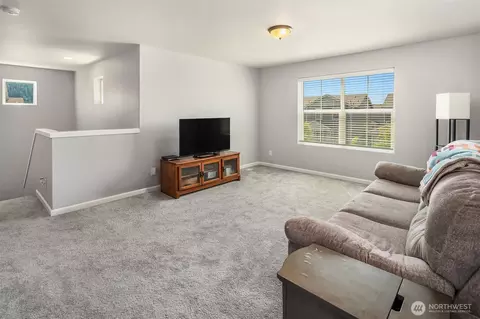 363 Franks Ln N, Enumclaw, WA 98022 photo 11