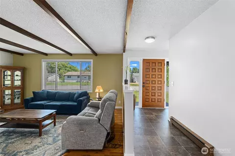 Entry Way - 13524 E 5th Ave, Spokane Valley, WA 99216 photo 1 of 3