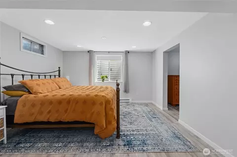 Bedroom - 13524 E 5th Ave, Spokane Valley, WA 99216 photo 6 of 7