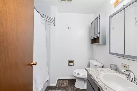 Bath - 13524 E 5th Ave, Spokane Valley, WA 99216 photo 1 of 4