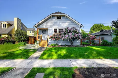 2218 Williams St, Bellingham, WA 98225