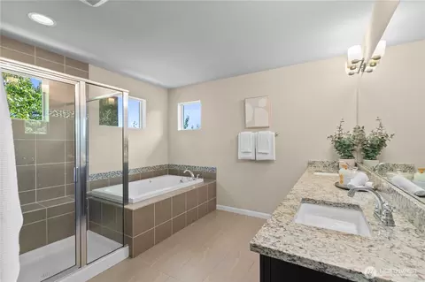 Bath - 17709 36th Dr SE, Bothell, WA 98012 photo 2 of 5