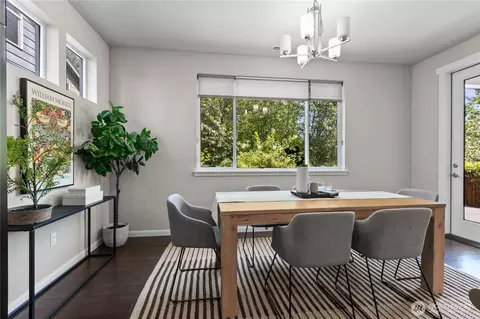 Dining - 17709 36th Dr SE, Bothell, WA 98012 photo 2 of 3