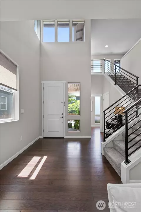 Entry Way - 17709 36th Dr SE, Bothell, WA 98012 photo 2 of 5