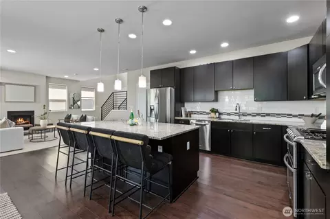Kitchen - 17709 36th Dr SE, Bothell, WA 98012 photo 4 of 4