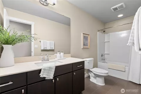Bath - 17709 36th Dr SE, Bothell, WA 98012 photo 5 of 5