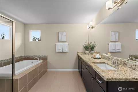Bath - 17709 36th Dr SE, Bothell, WA 98012 photo 3 of 5